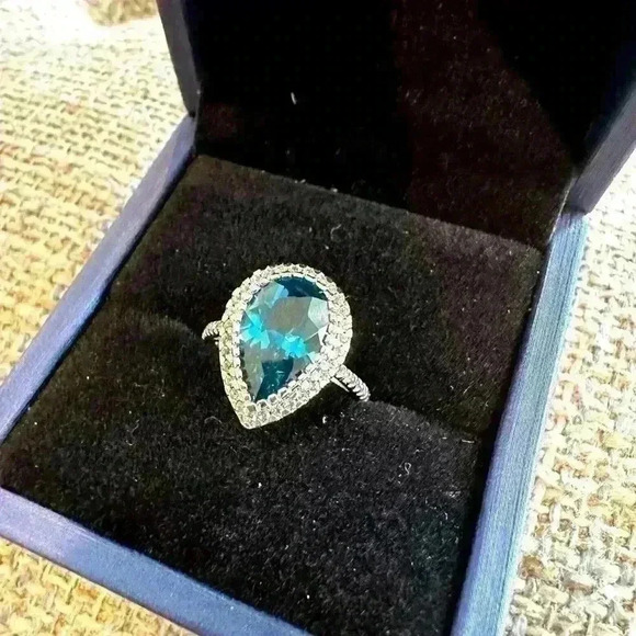3.61K Pear Shape London Blue Topaz/Diamond Halo Cocktail Ring .925 Silver Sz 8 - Picture 2 of 4